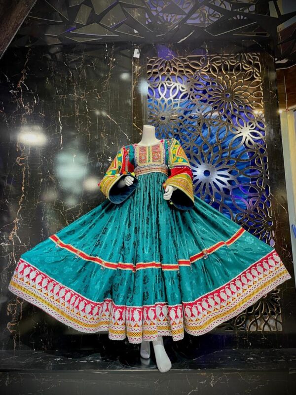 Gande Afghani – Threads of Love, Woven by Women: A Heritage Wear for the World’s Strongest Hearts