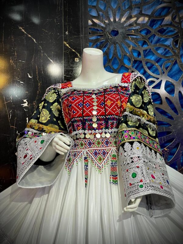 Gande Afghani – Traditional Afghan Elegance 47 - Image 4