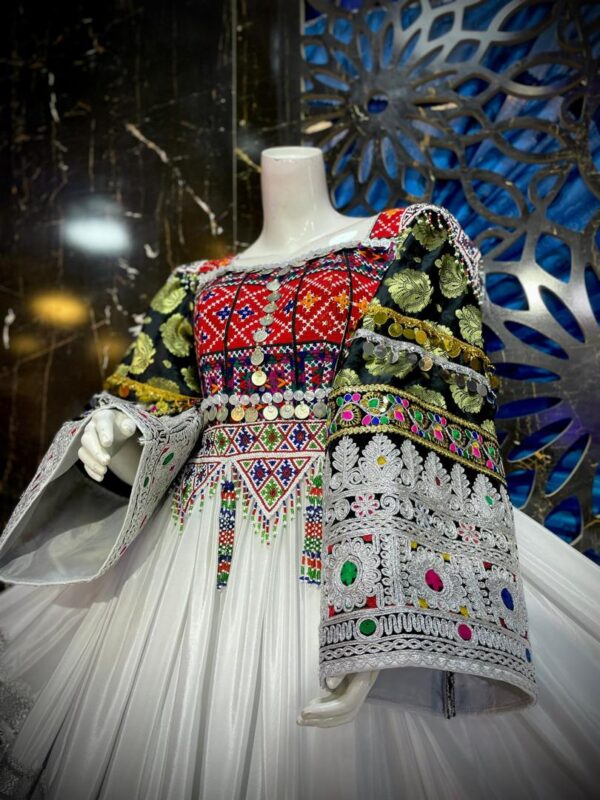 Gande Afghani – Traditional Afghan Elegance 47 - Image 3