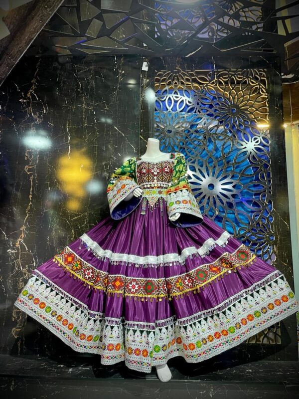 Gande Afghani – Traditional Afghan Elegance 12