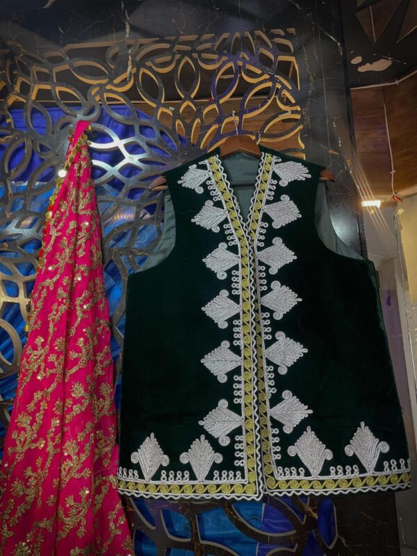 Gande Afghani – Traditional Afghan Elegance 49 - Image 3