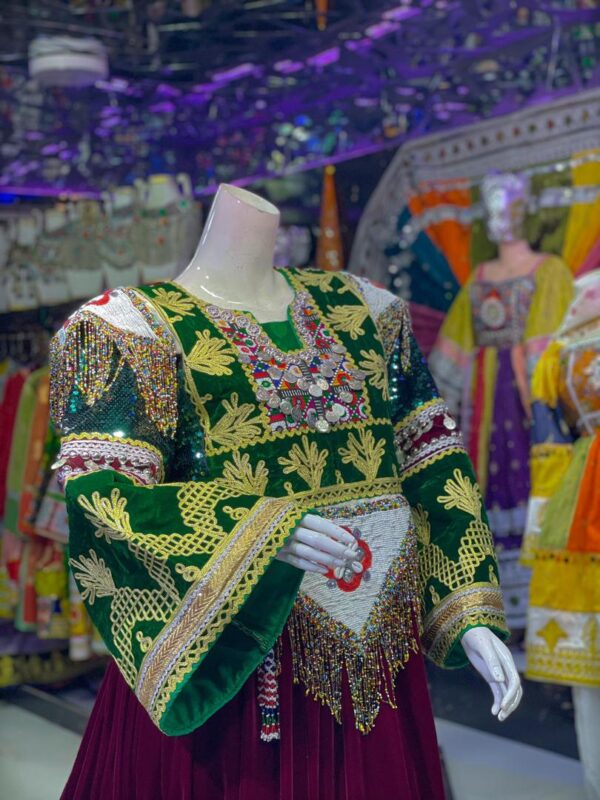 Gande Afghani – A Story Woven in Tradition and Resilience - Image 3