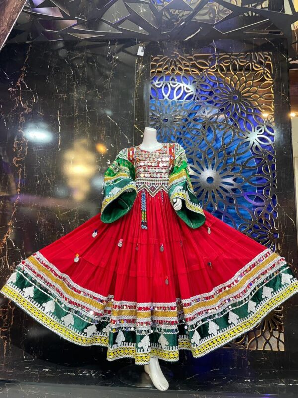 Gande Afghani – Traditional Afghan Elegance 39