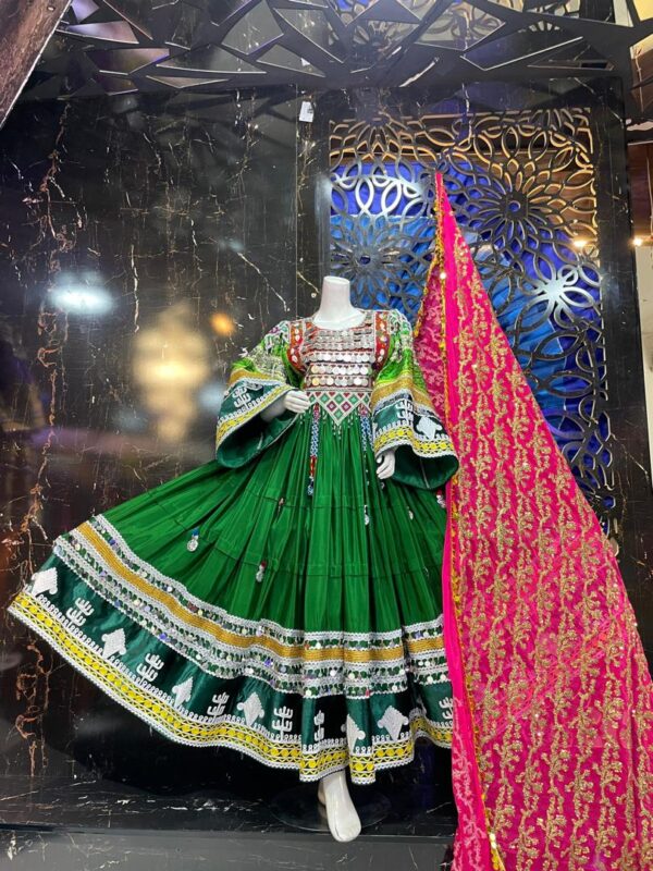 Gande Afghani – Traditional Afghan Elegance 3 - Image 2