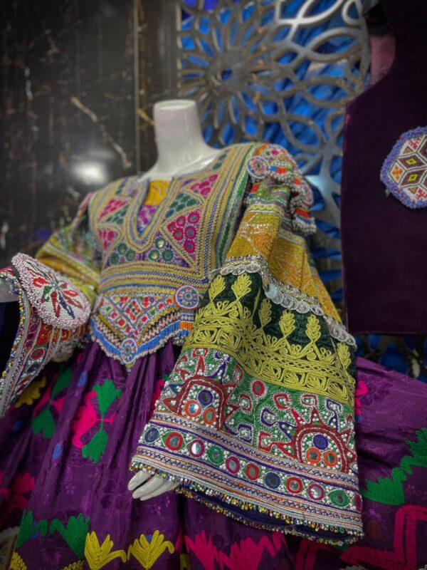 Gande Afghani – Traditional Afghan Elegance 6 - Image 5