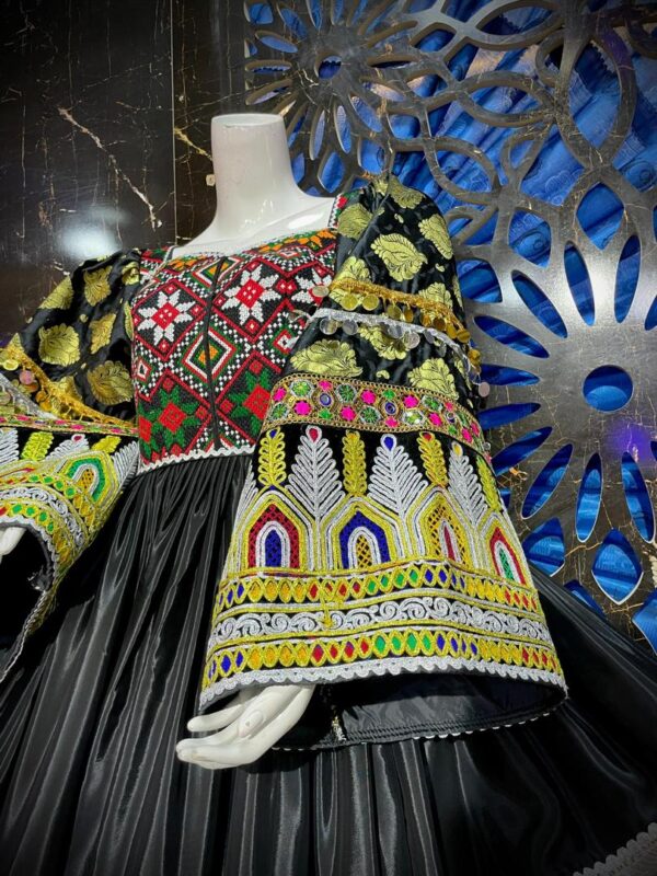 Gande Afghani – Traditional Afghan Elegance 49 - Image 2