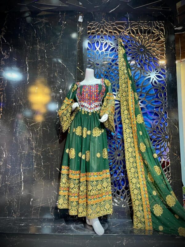 Gande Afghani – Traditional Afghan Elegance 44
