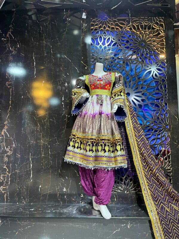 Gande Afghani – Traditional Afghan Elegance 14