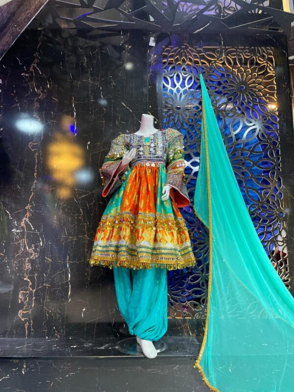 Gande Afghani – Traditional Afghan Elegance 25
