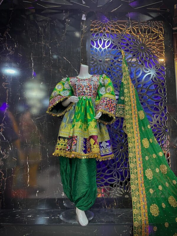Gande Afghani – Traditional Afghan Elegance 45