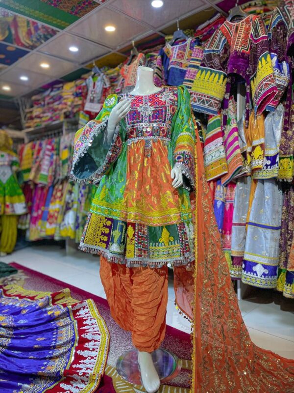 Gande Afghani – Traditional Afghan Elegance 27