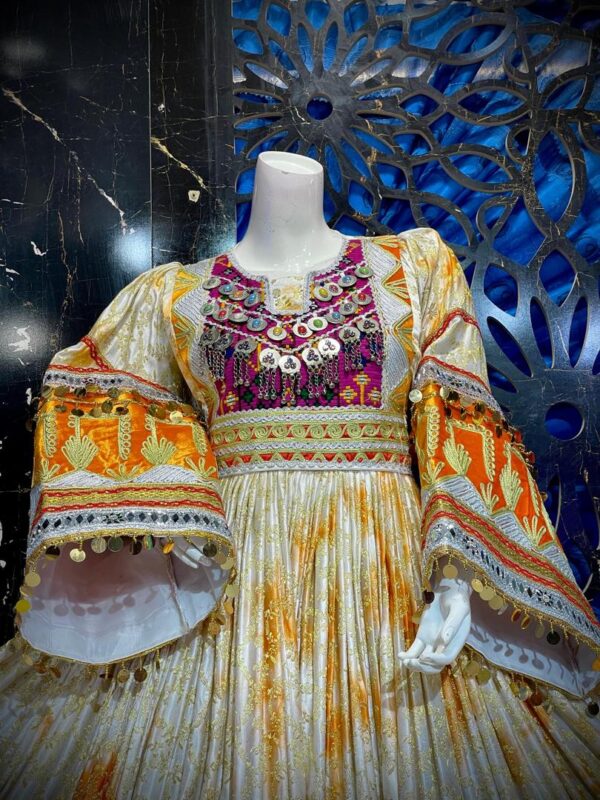Gande Afghani – Traditional Afghan Elegance 1